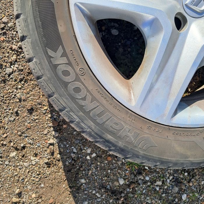 Opony  zimowe z felgami