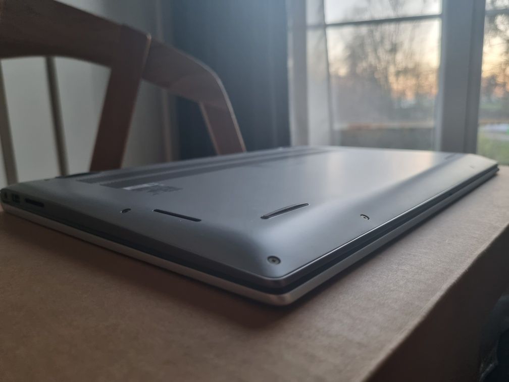 Laptop Dell Inspiron 5515