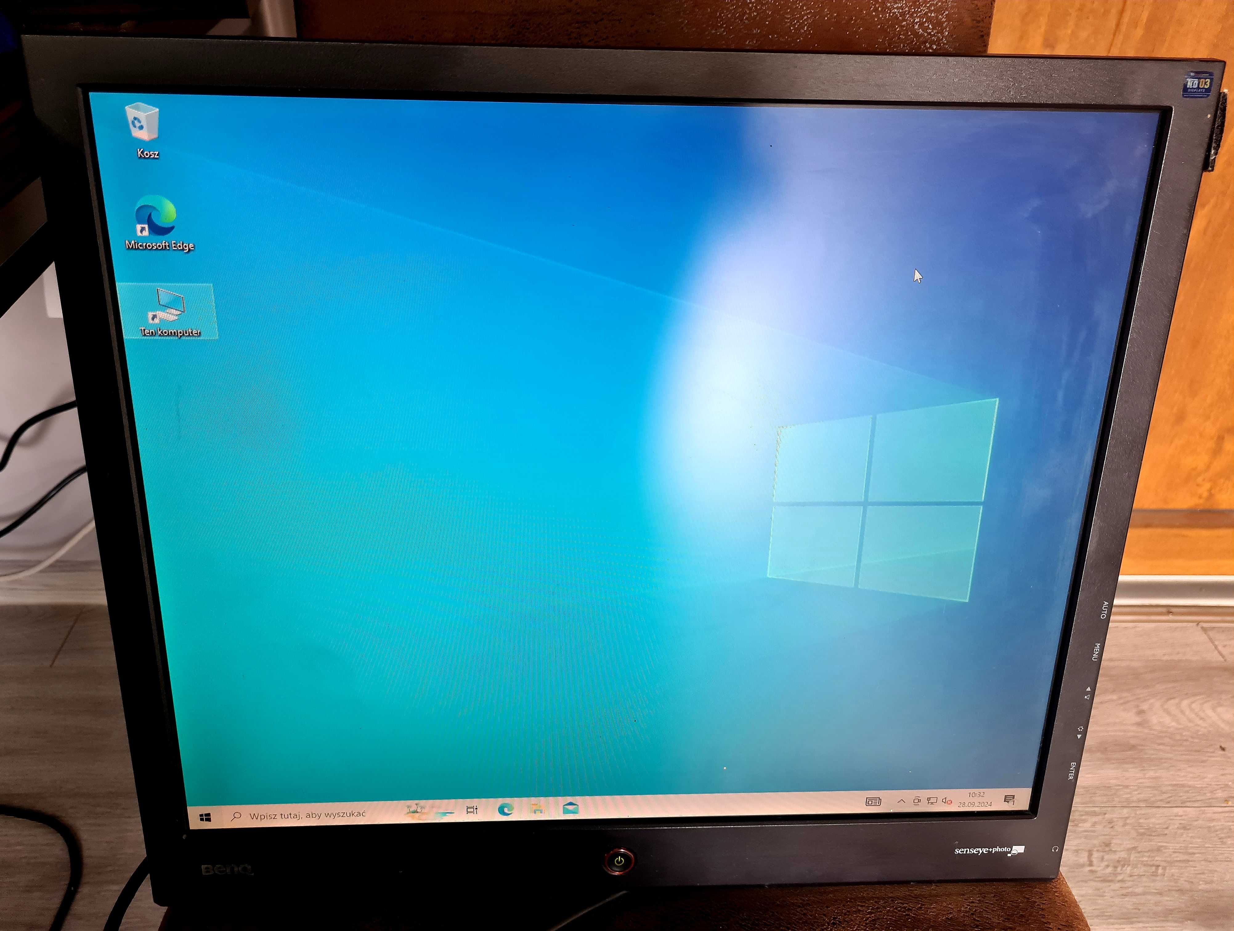 Komputer stacjonarny Win10 Home SSD