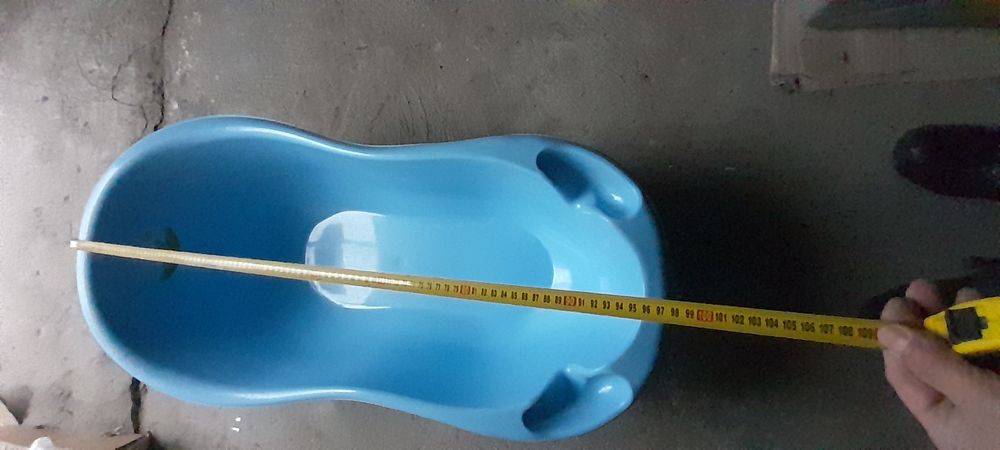 Продам б/у дитячу ванночку.