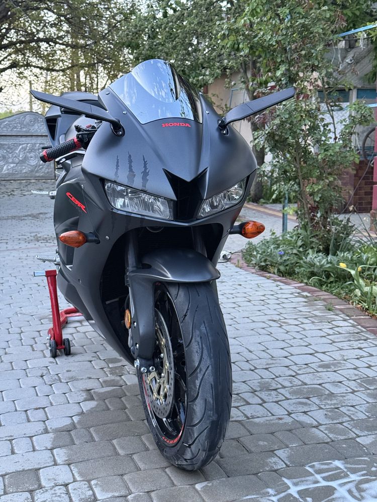 Honda cbr 600rr 2019