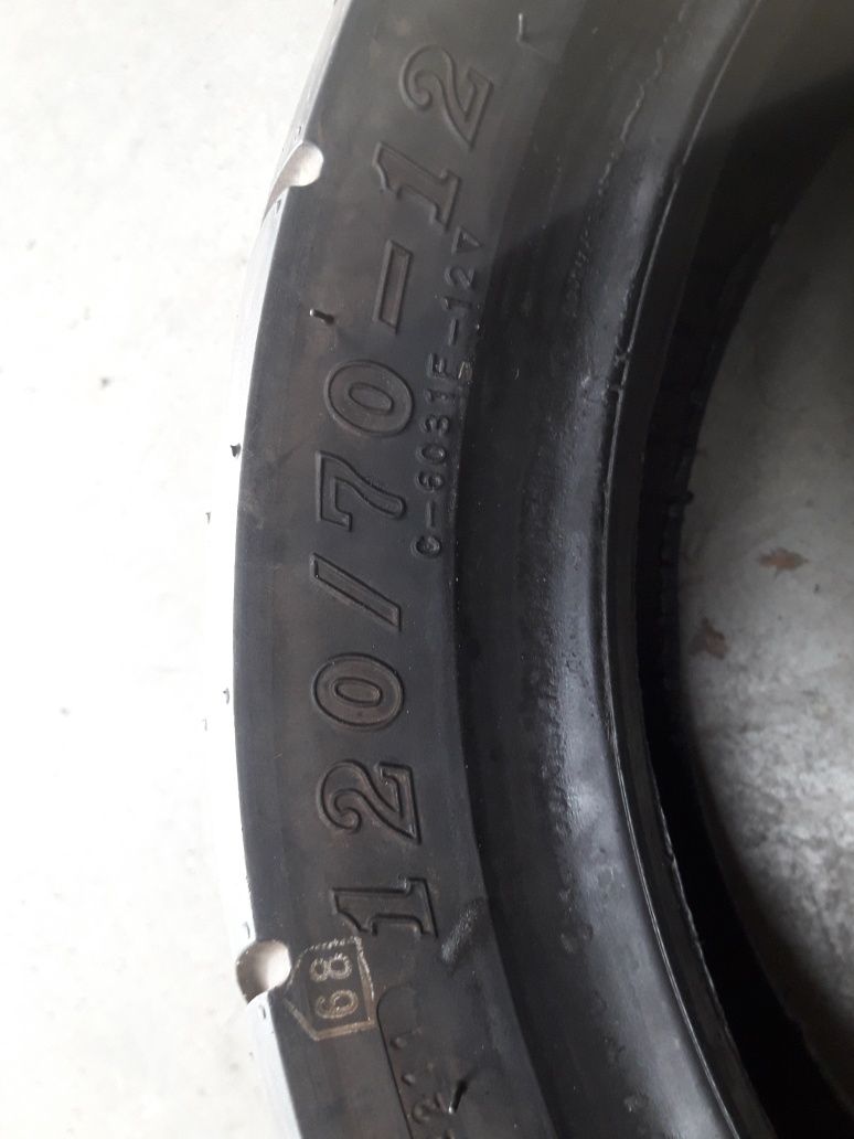 120/70/12 ; skuter