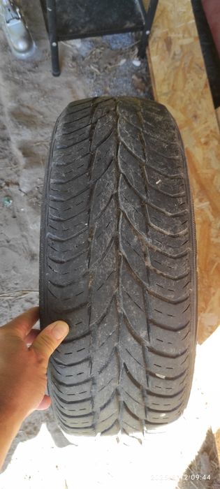 Opony letnie 175/65 R14 Uniroyal