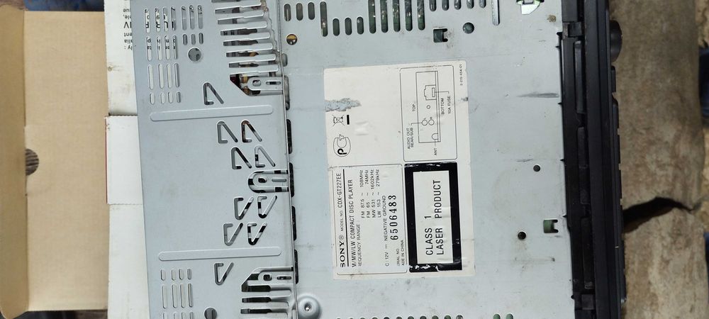 Автомагнитола SONY