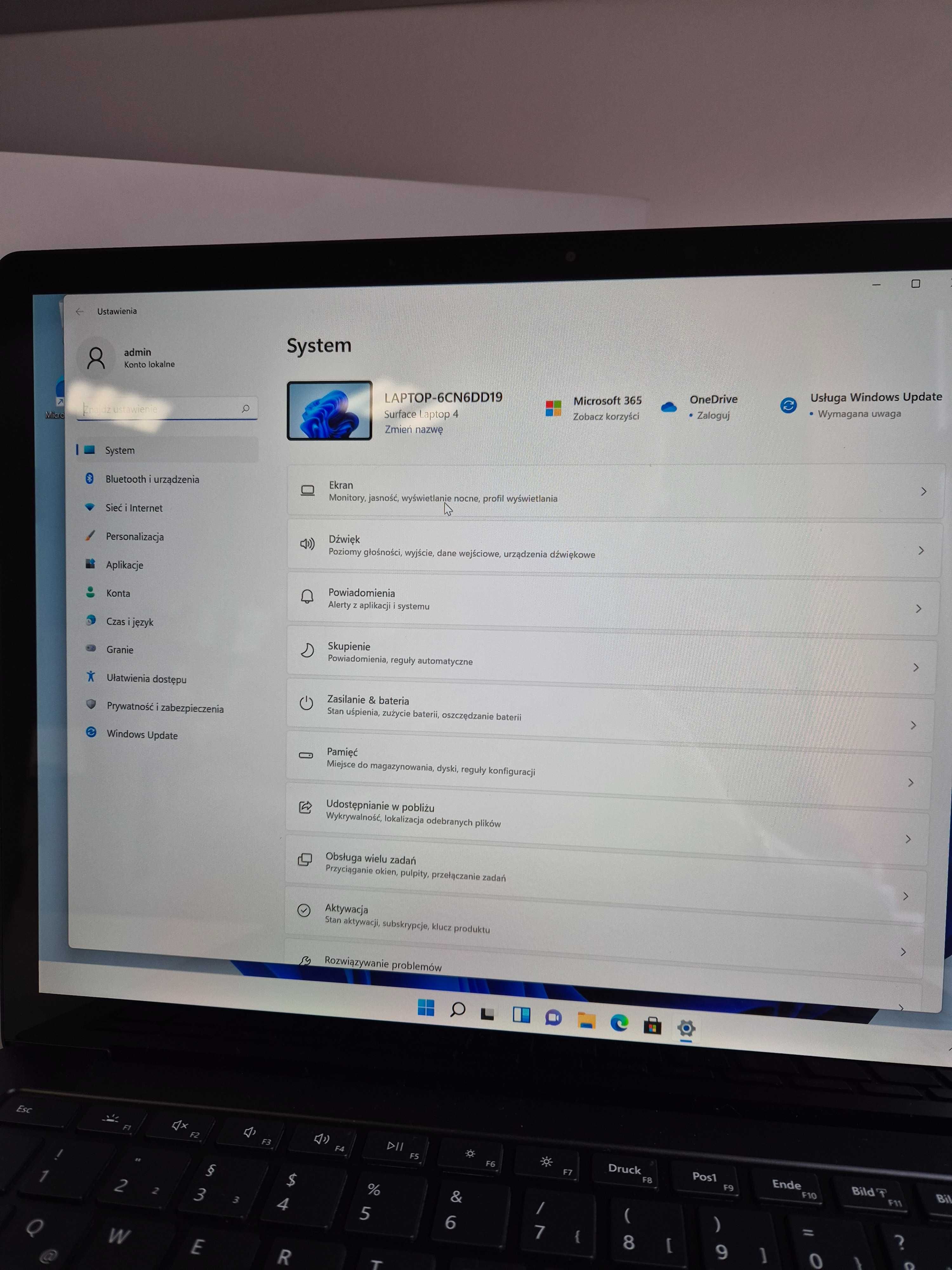 NOWY  surface laptop 4 13.5’ I7 11gen 512ssd 16gb ram 1951 FV