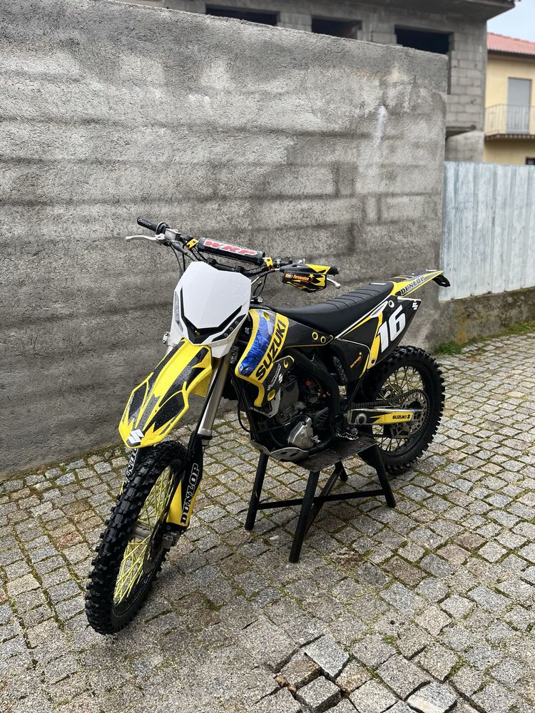 Suzuki RM-Z 250 Matriculada