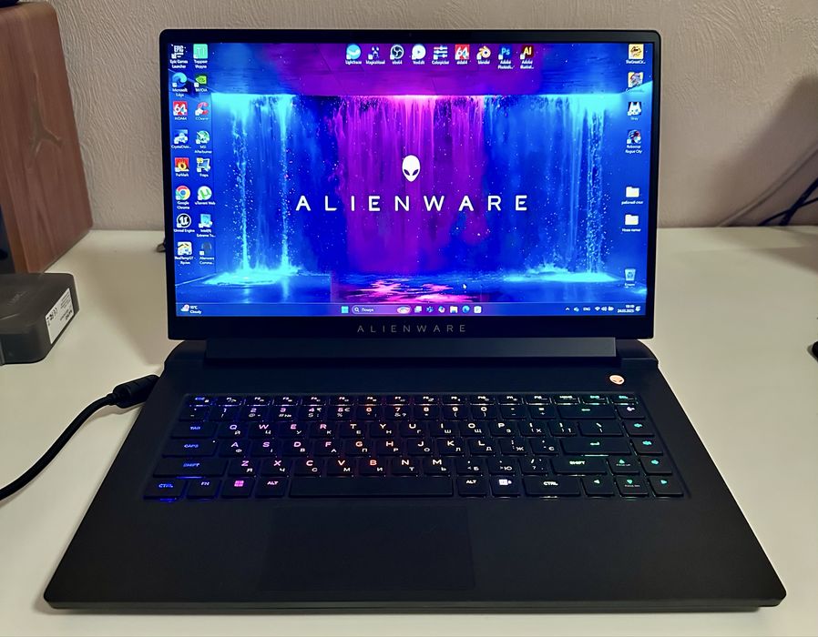 Alienware m15 R7/ RTX 3080 Ti 40gb/ Core i7-12700H