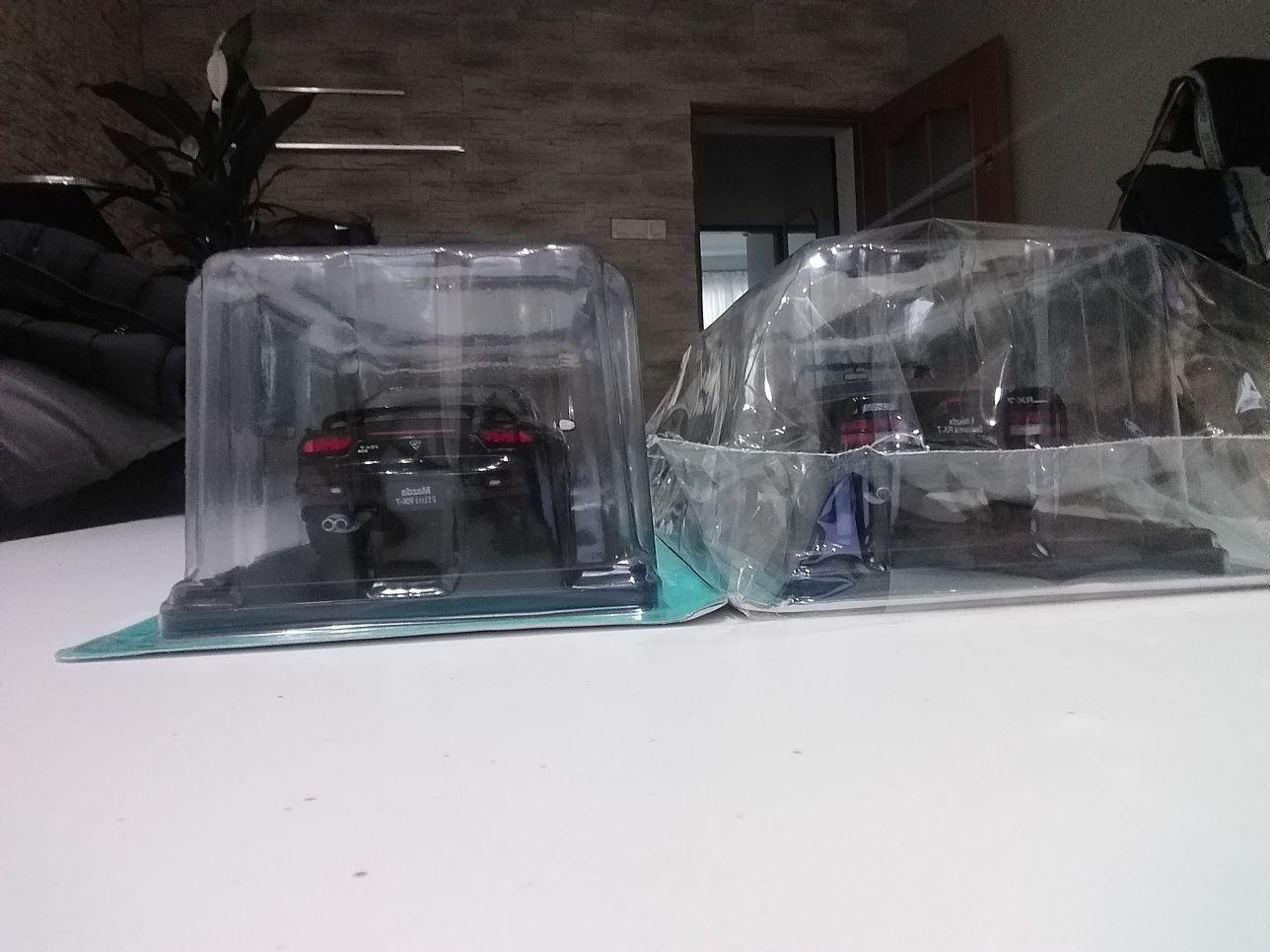 3Modele 1:24 Hachette Japan Collextion 1xToyota 1xMazda 1xNissan Sk