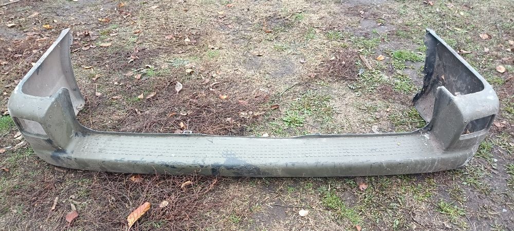 Бампер задній фольксваген Т4(оригінальний)