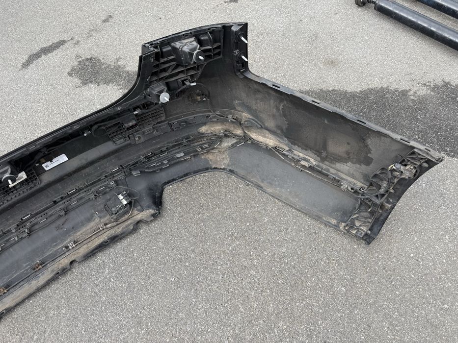 Бампер audi A8 d5 комплектний 6 парків