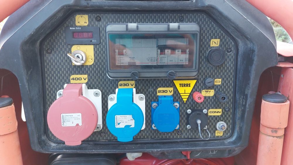 Agregat prądotwórczy Pramac S8000 silnik Honda GX 390 , AVR