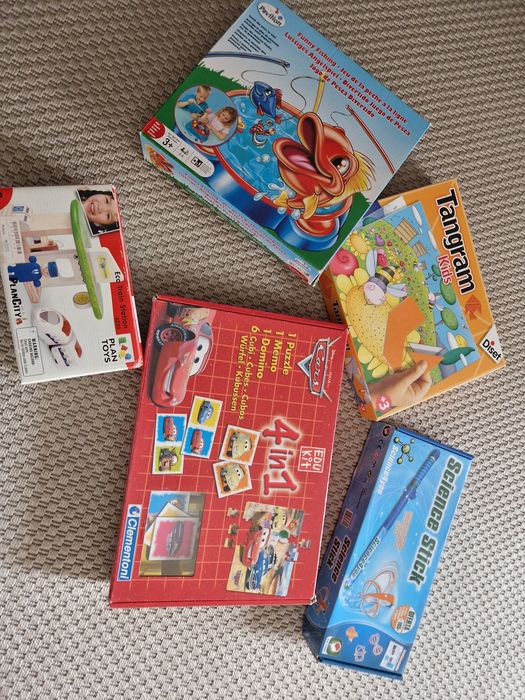 Brinquedos. Em bom estado. Lote a 4 euros