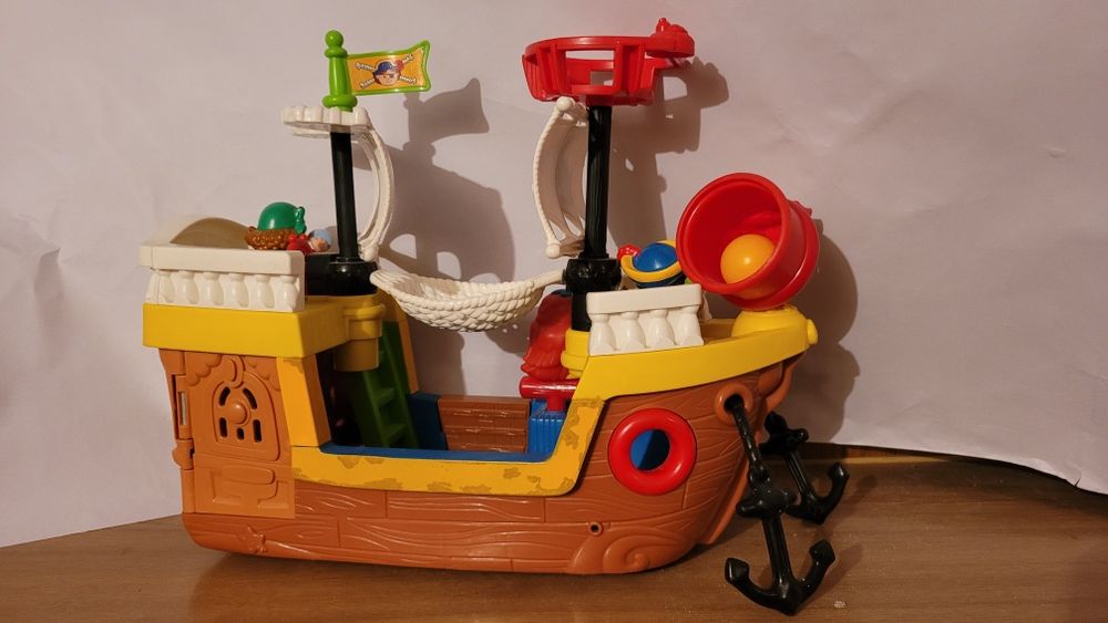 Statek piracki fisher price