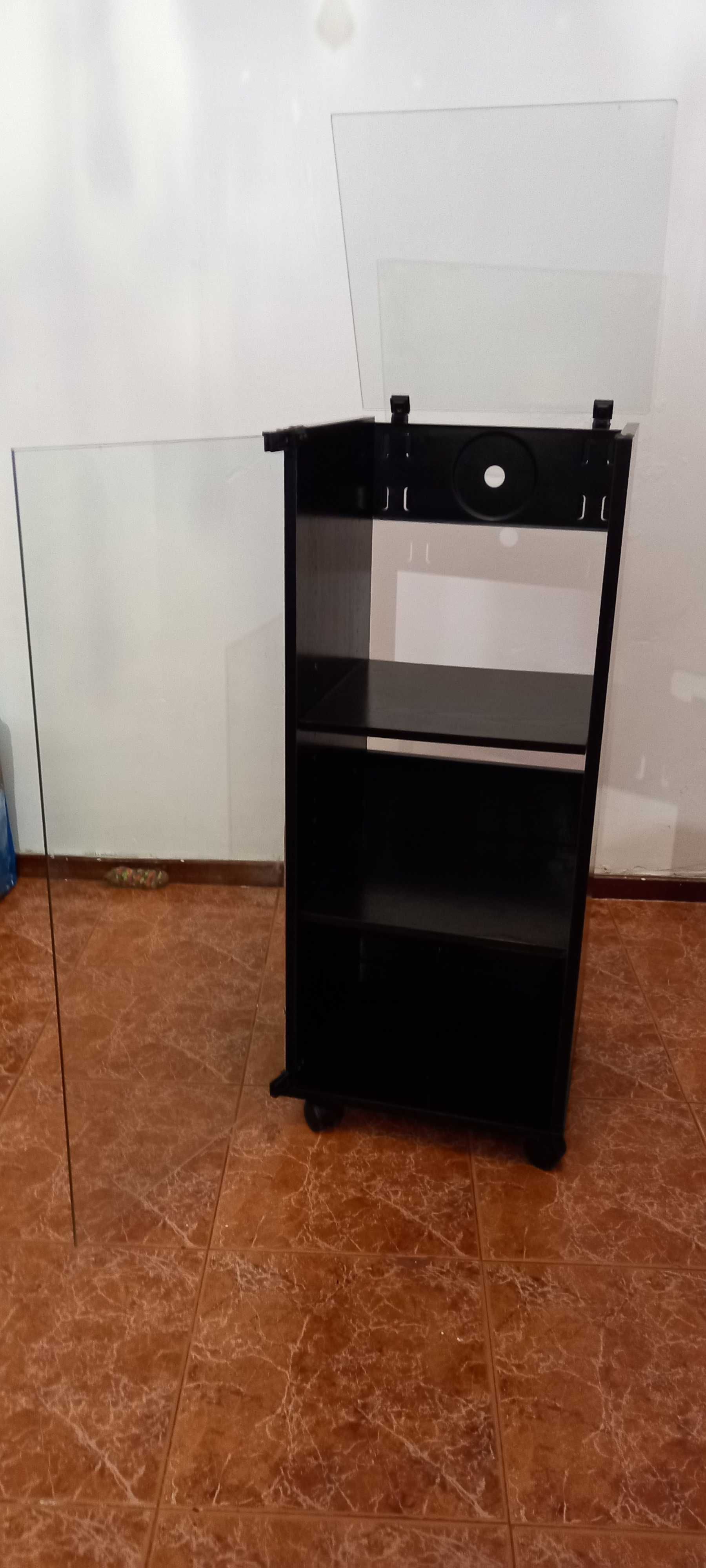 móvel preto porta de vidro e encima com rodas novo +colunas SONY)