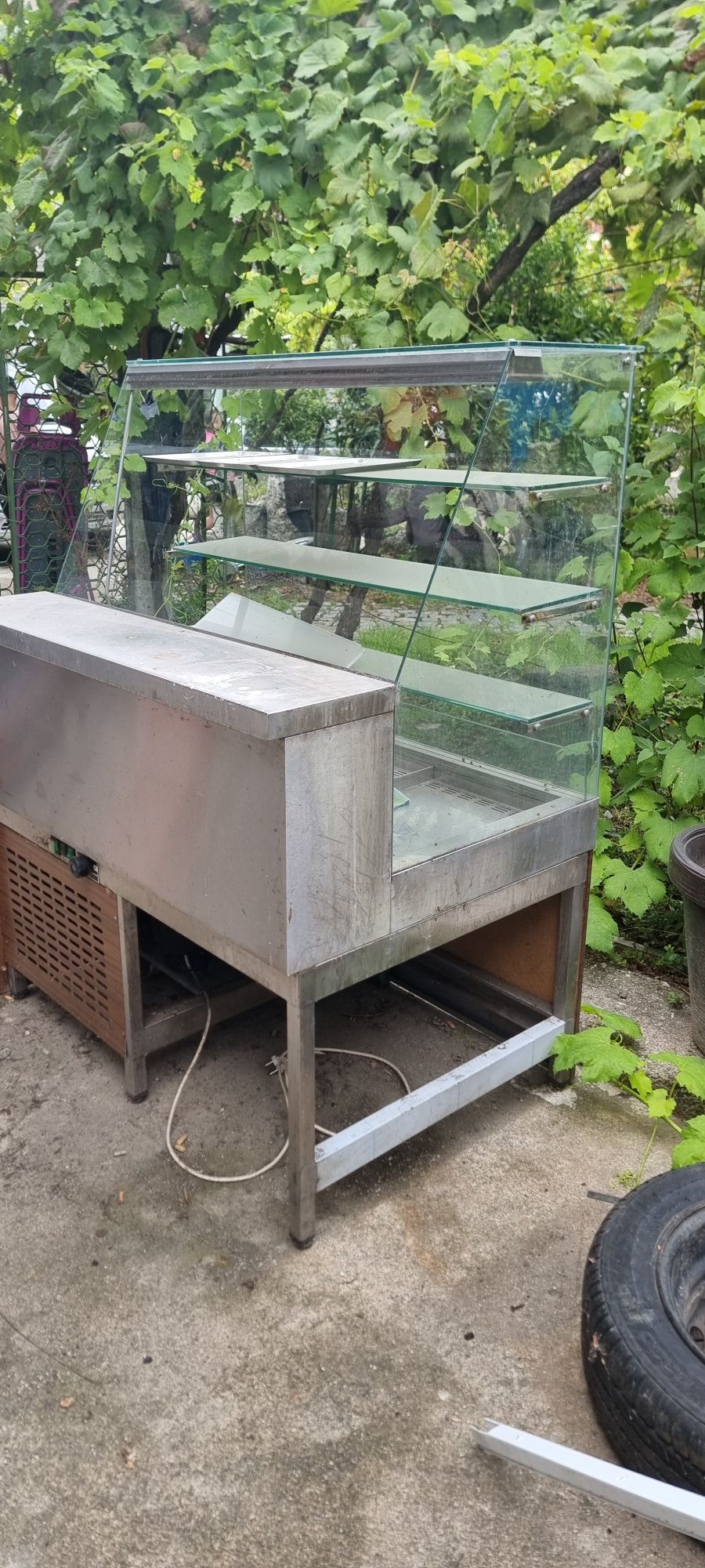 Vendro vitrine arca