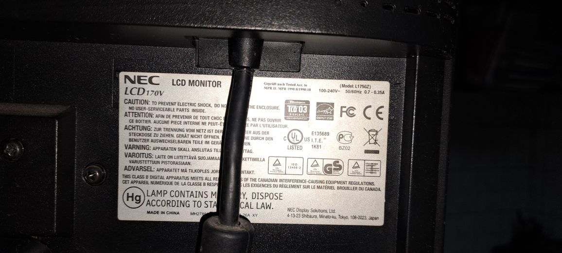 *** Monitor NEC 170v ***