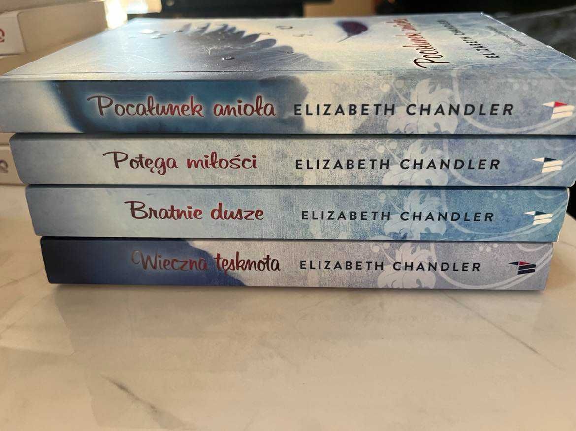 Pocałunek Anioła - Elizabeth Chandler