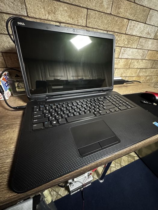 Ноутбук DeLL - 17