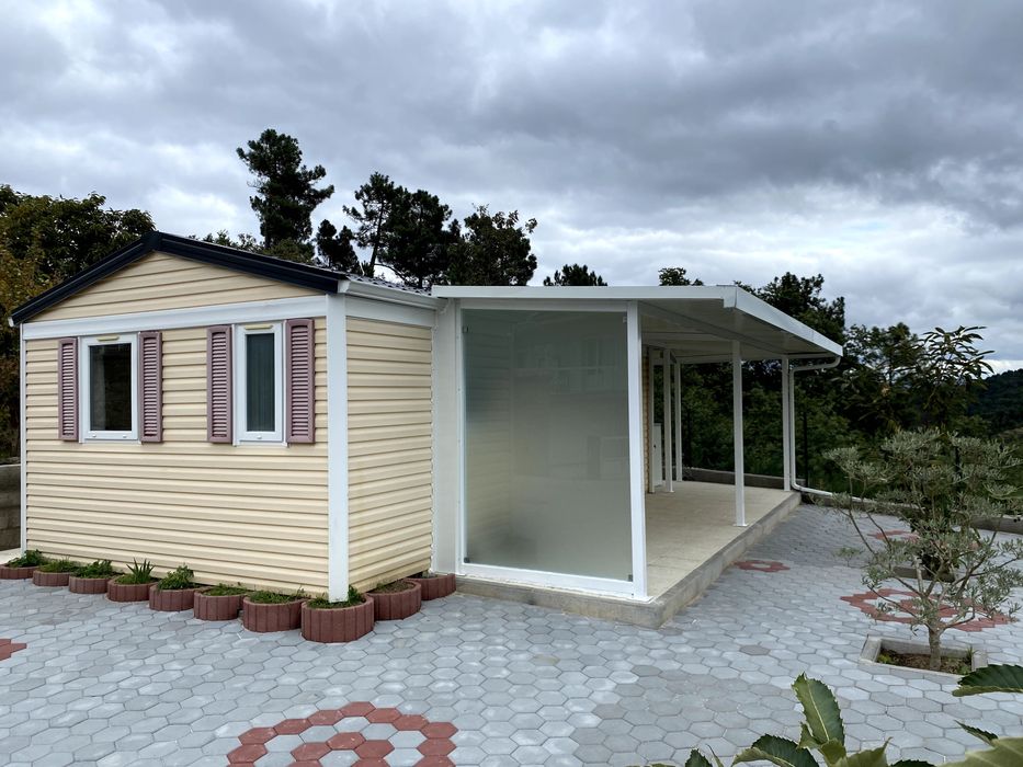 Casa T2 com Alpendre Coberto – Pronta a Habitar