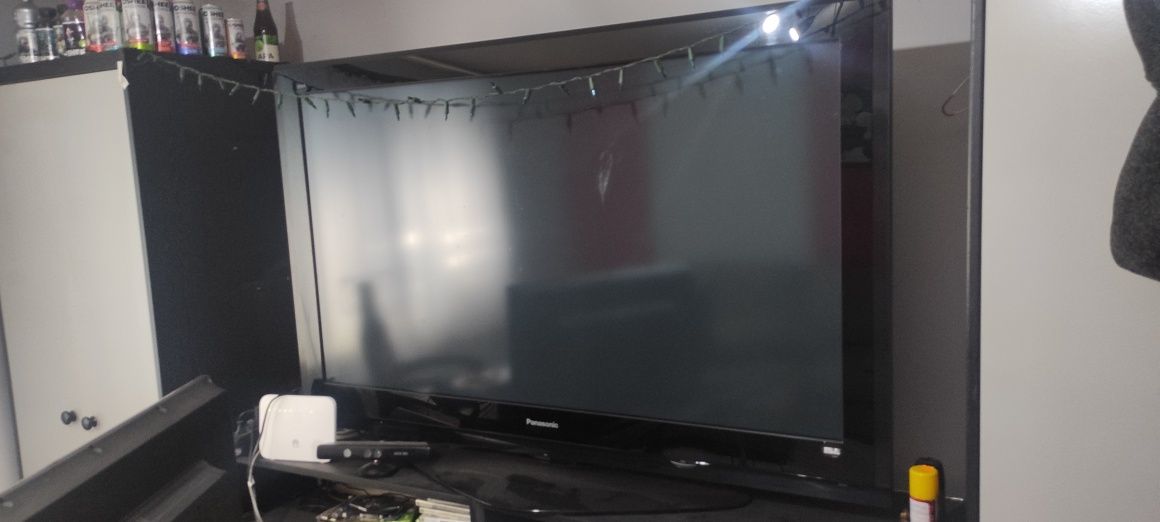 Telewizor plazmowy 64''