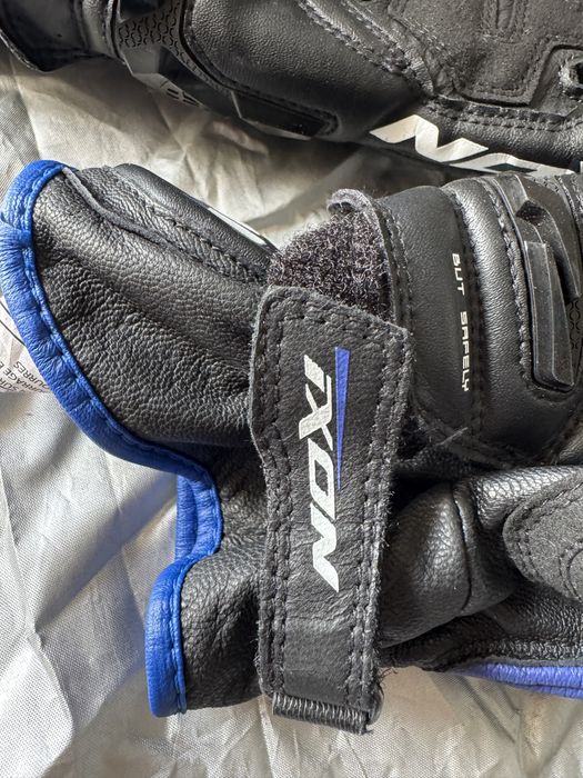 Luvas moto Ixon RS6 Air II azul e preto tamanho XL