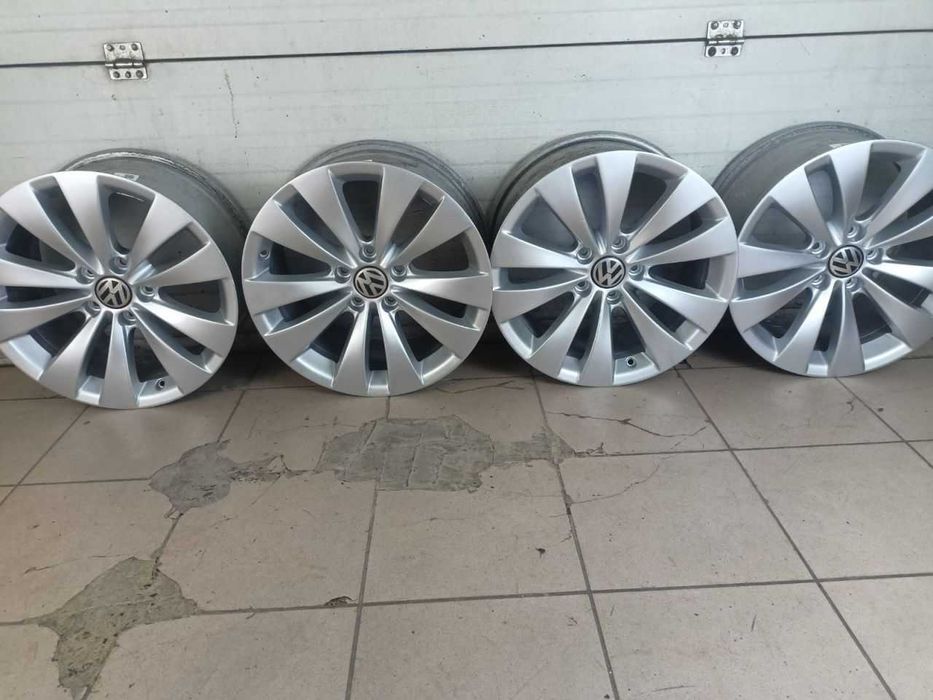 Zestaw felg  R17x8 Volkswagen Passat CC 2009 - komplet - 4 felgi