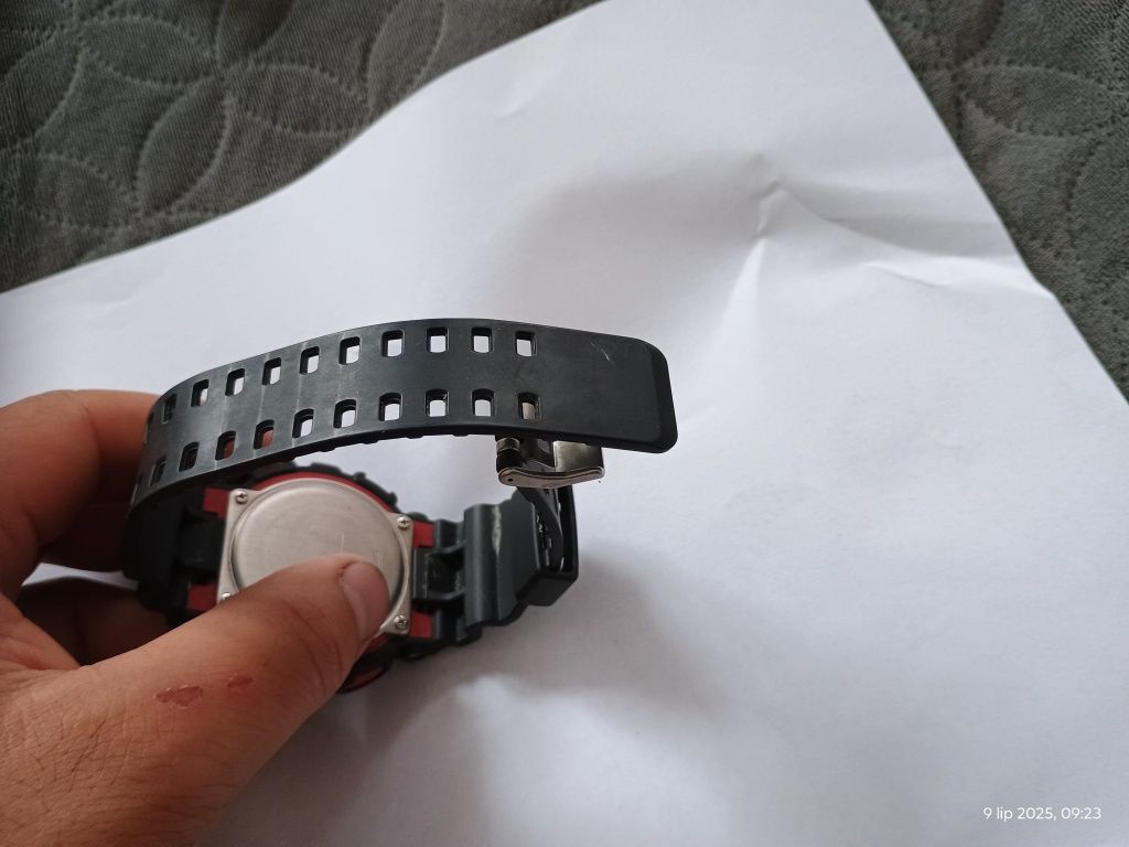 Męski Zegarek Casio GA-100-1A4ER G-SHOCK 200M