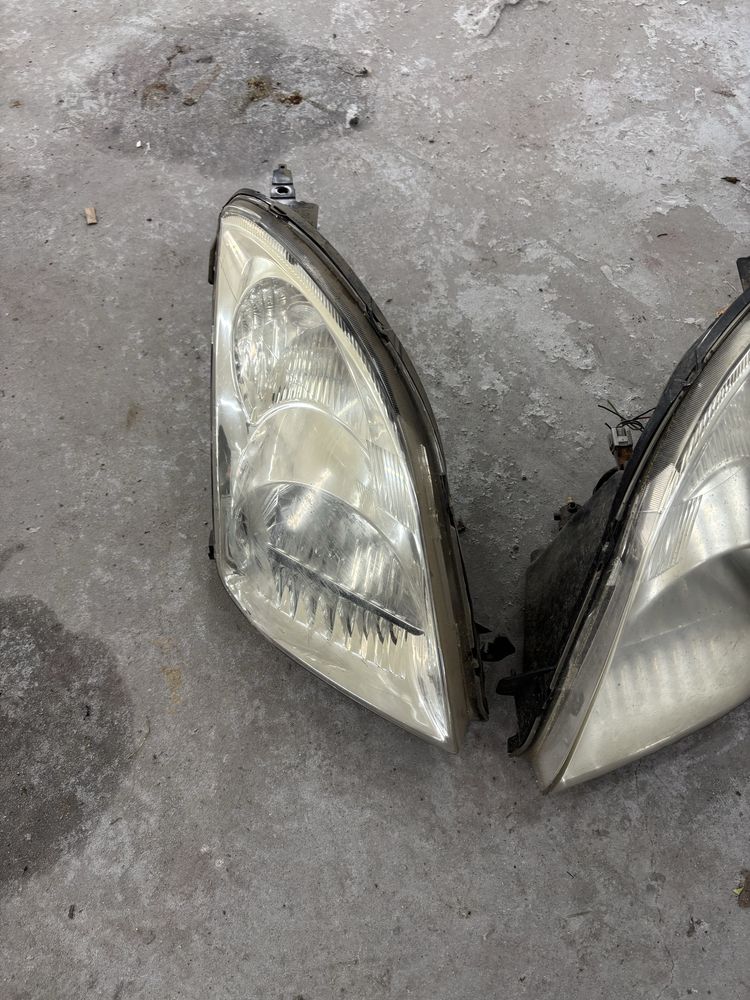 Lampy przód europa suzuki swift mk6 05-10