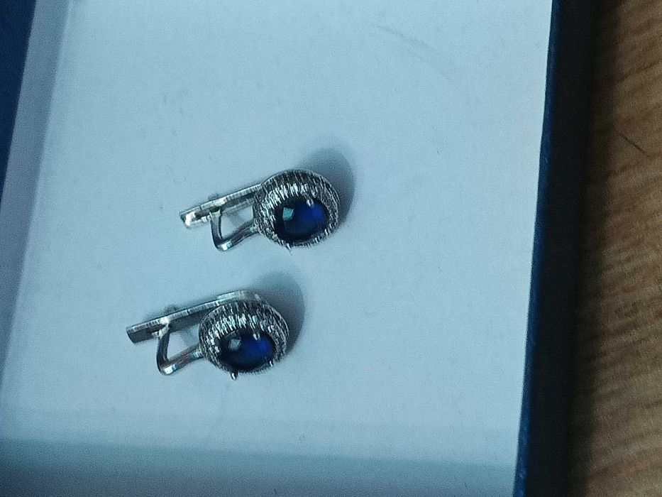 Продам срібні сережки кульчики