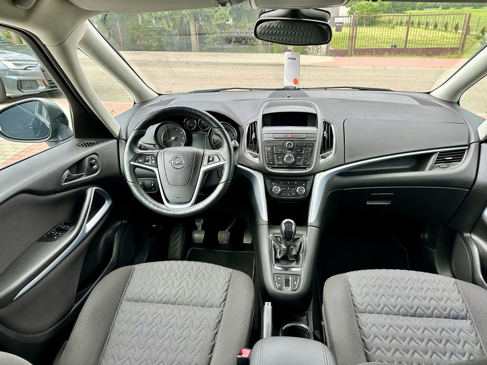 Opel Zafira 2.0 EcoFlex 130km Niemiec