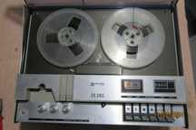 Polski Magnetofon Szpulowy Unitry model ZK 240 z lat 70