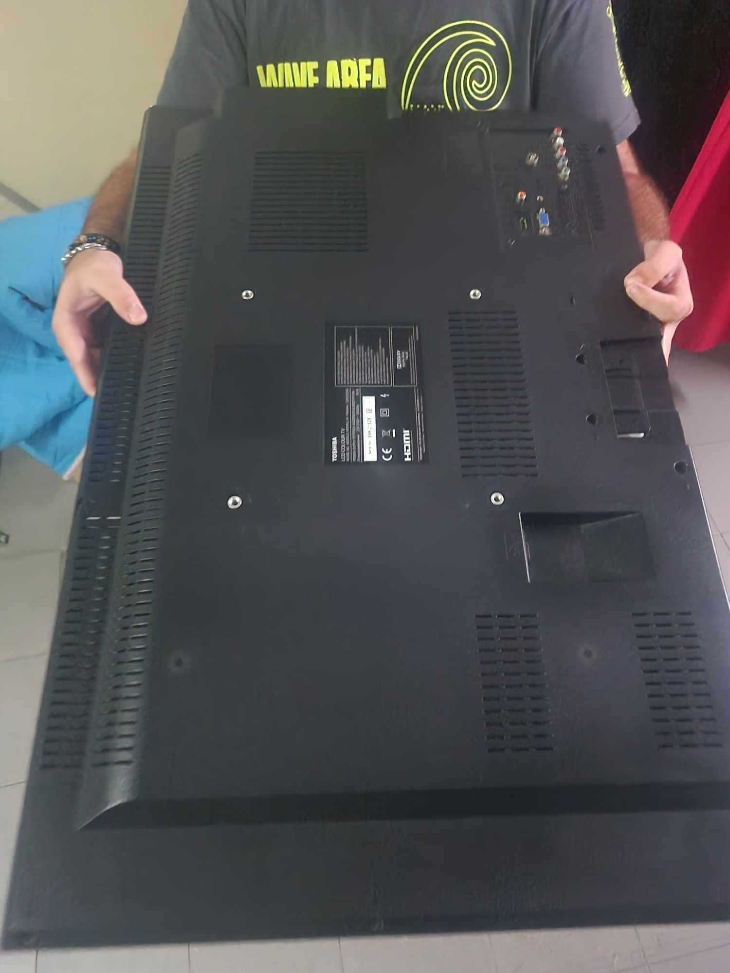 Toshiba 32HL833G