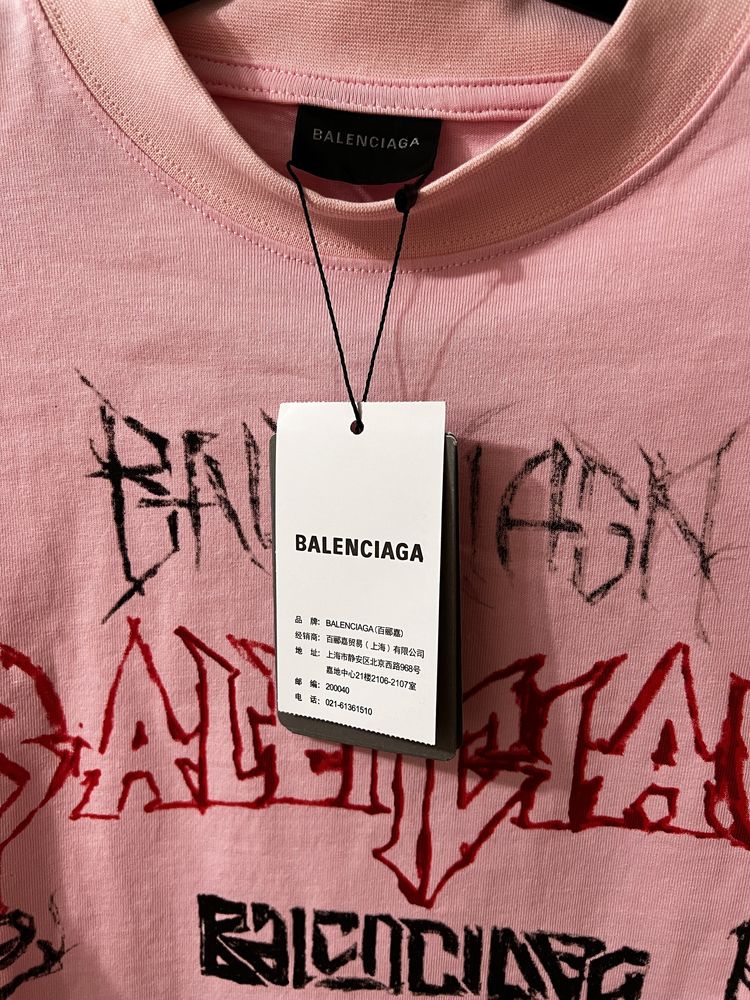 Футболка Balenciaga