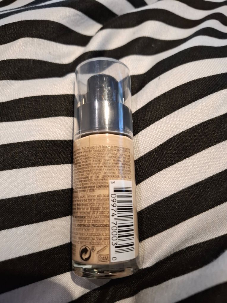 Revlon podkład 180