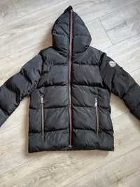 Пуховик Moncler