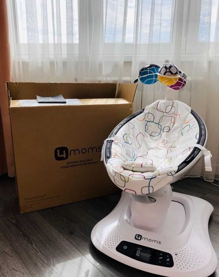 Укачивающий центр 4Moms Mamaroo 4.0+Вкладыш