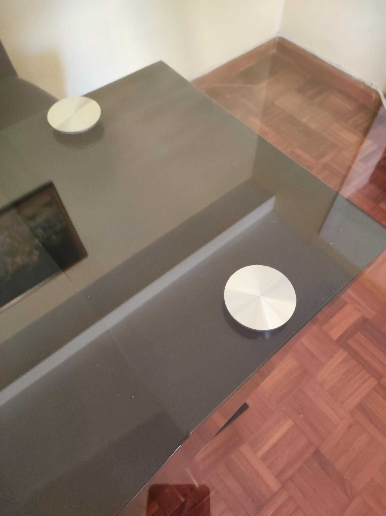 Conjunto mesa de jantar em vidro + 6 cadeiras