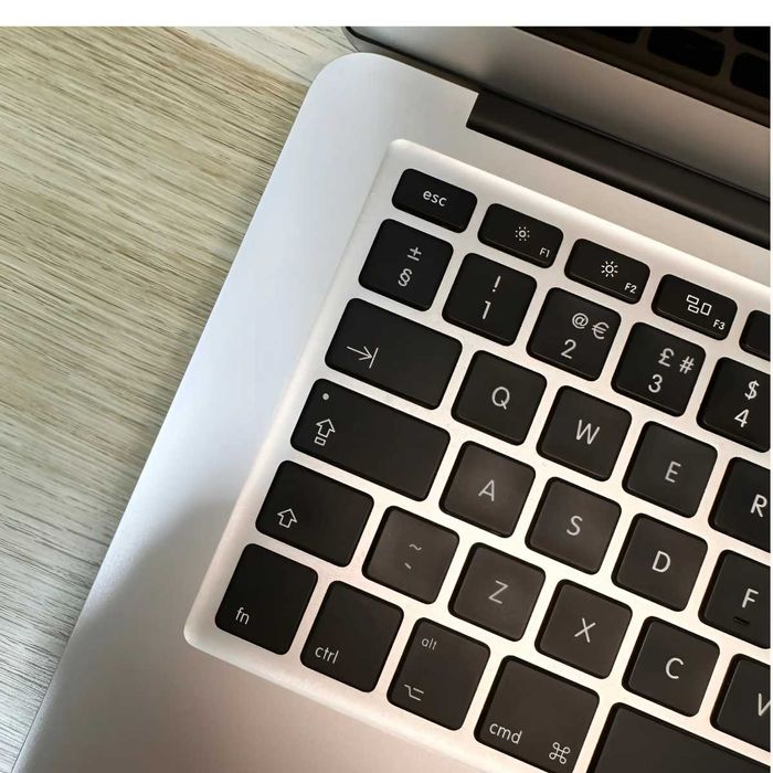 MacBook Air 13,3" i7 2.2GHz 8GB RAM|256GB SSD| Gwarancja| 12-msc |FV