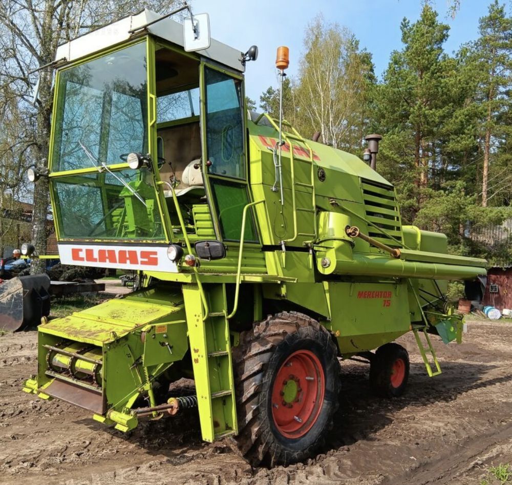 Зерно збиральний комбайн Клас меркатор 75