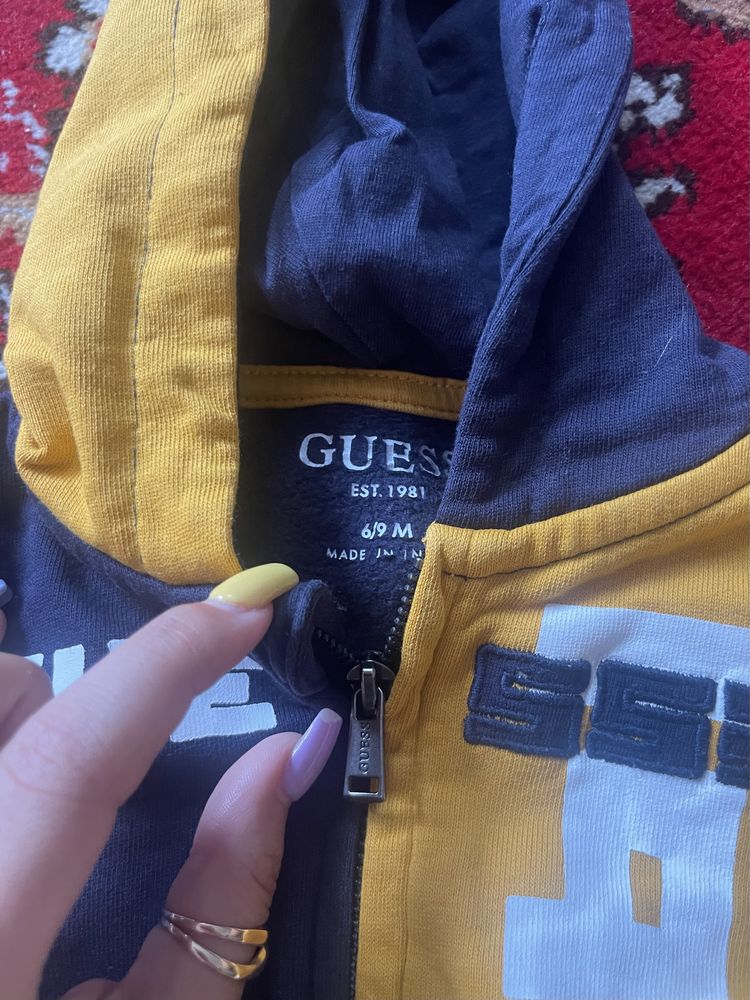 Dres niemowlęcy Guess