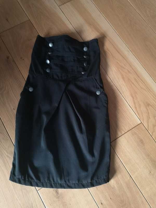 Amisu czarna sukienka tuba z kieszeniami guziki r. 34/XS