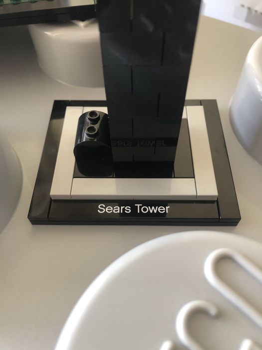 Lego Architecture 21000