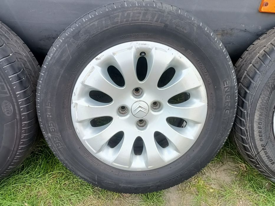 Felgi z oponami 195/65R15 Citroen Berlingo C5 Xsara Peugeot Partner