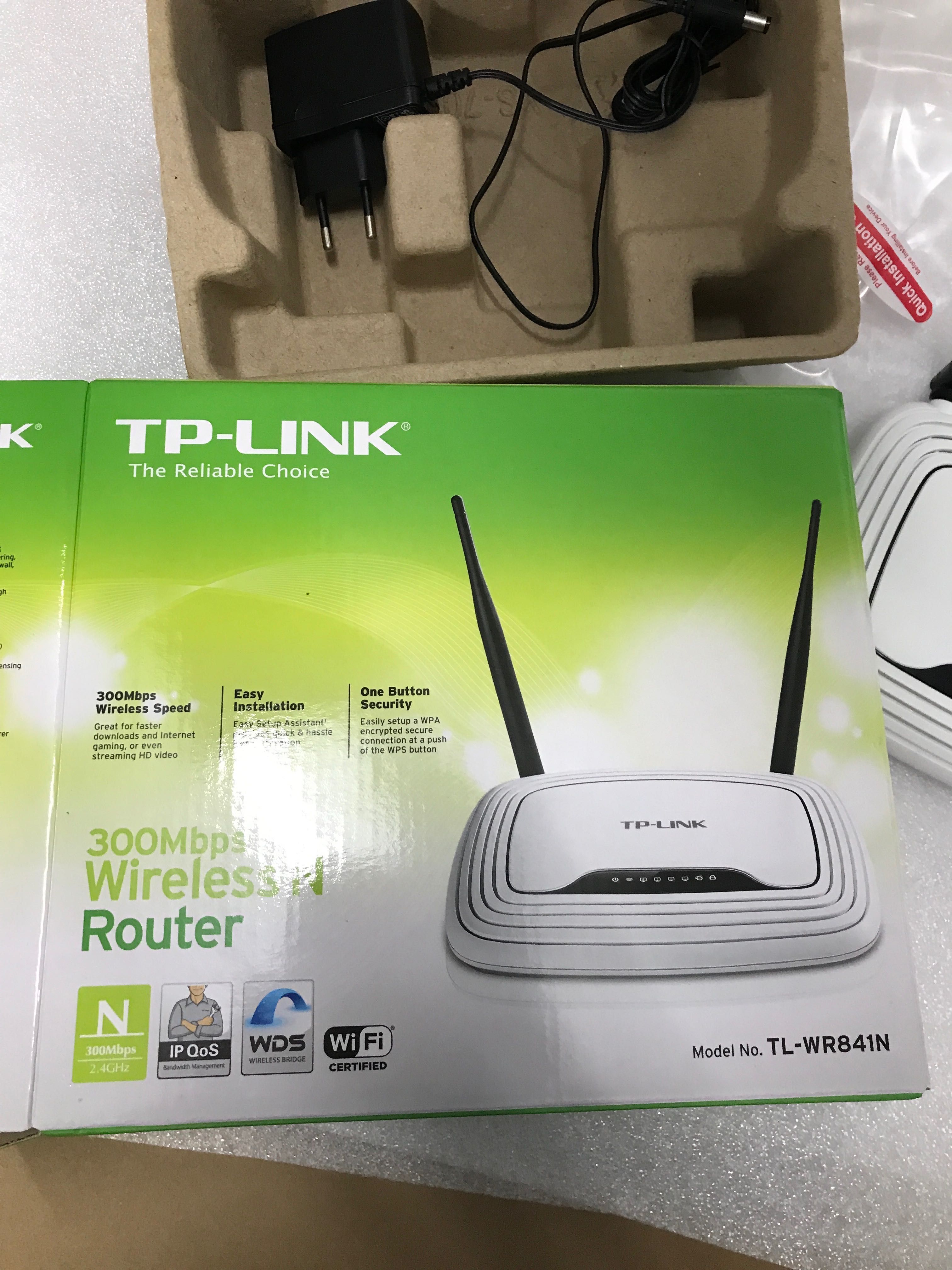 Router TP-LINK wr841n