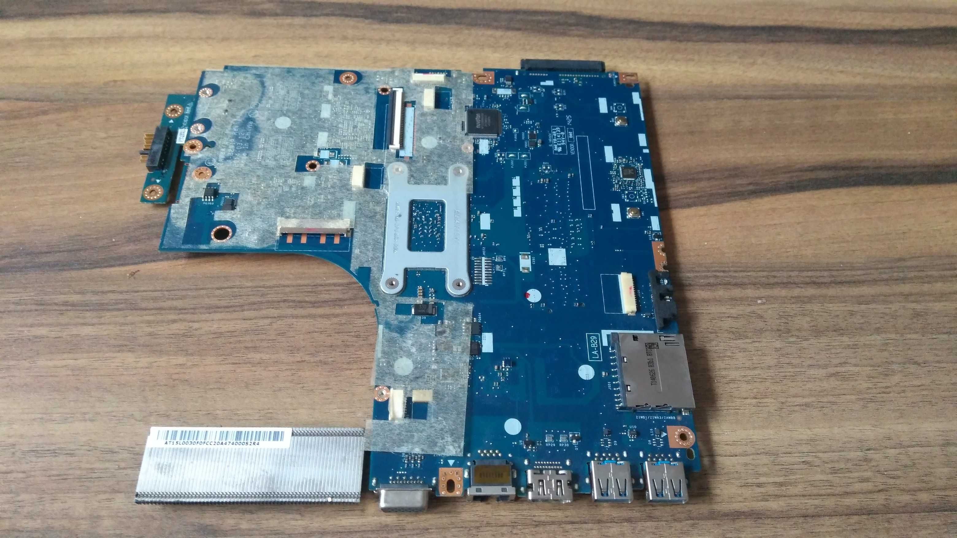 Lenovo B50-45 płyta główna AMD E1-6010 / Radeon R2 + radiator