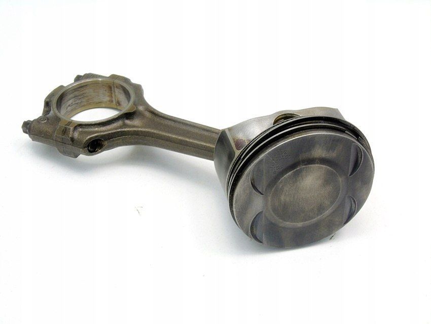 Tłok Korbowód 1.8 16V Vectra C Zafira Astra H Signum 080320