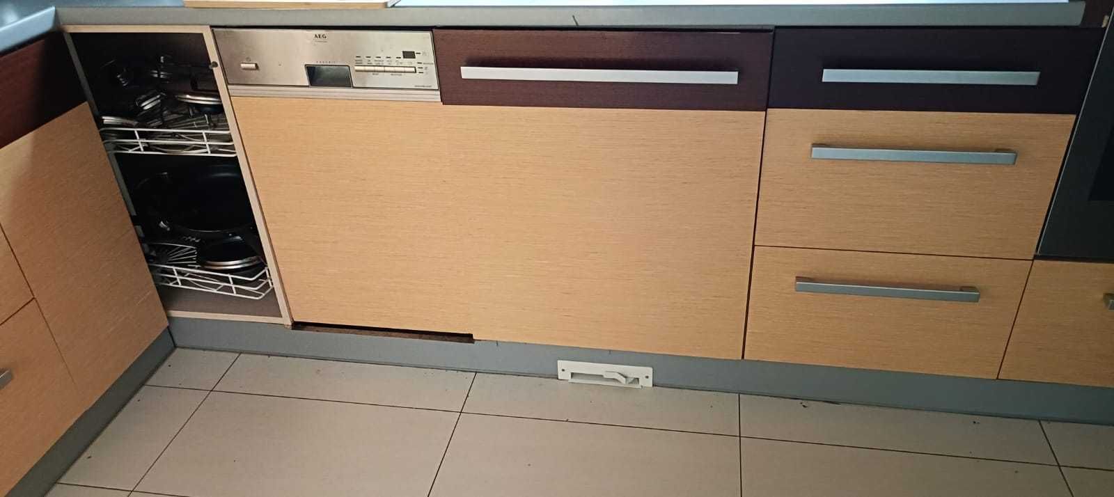 meble kuchenne fornir 9 sztuk