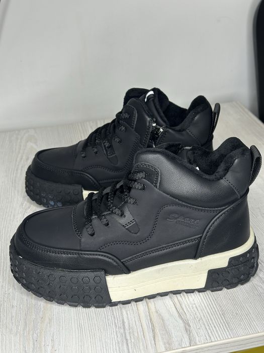 Дитяче демісезонне взуття 35 р