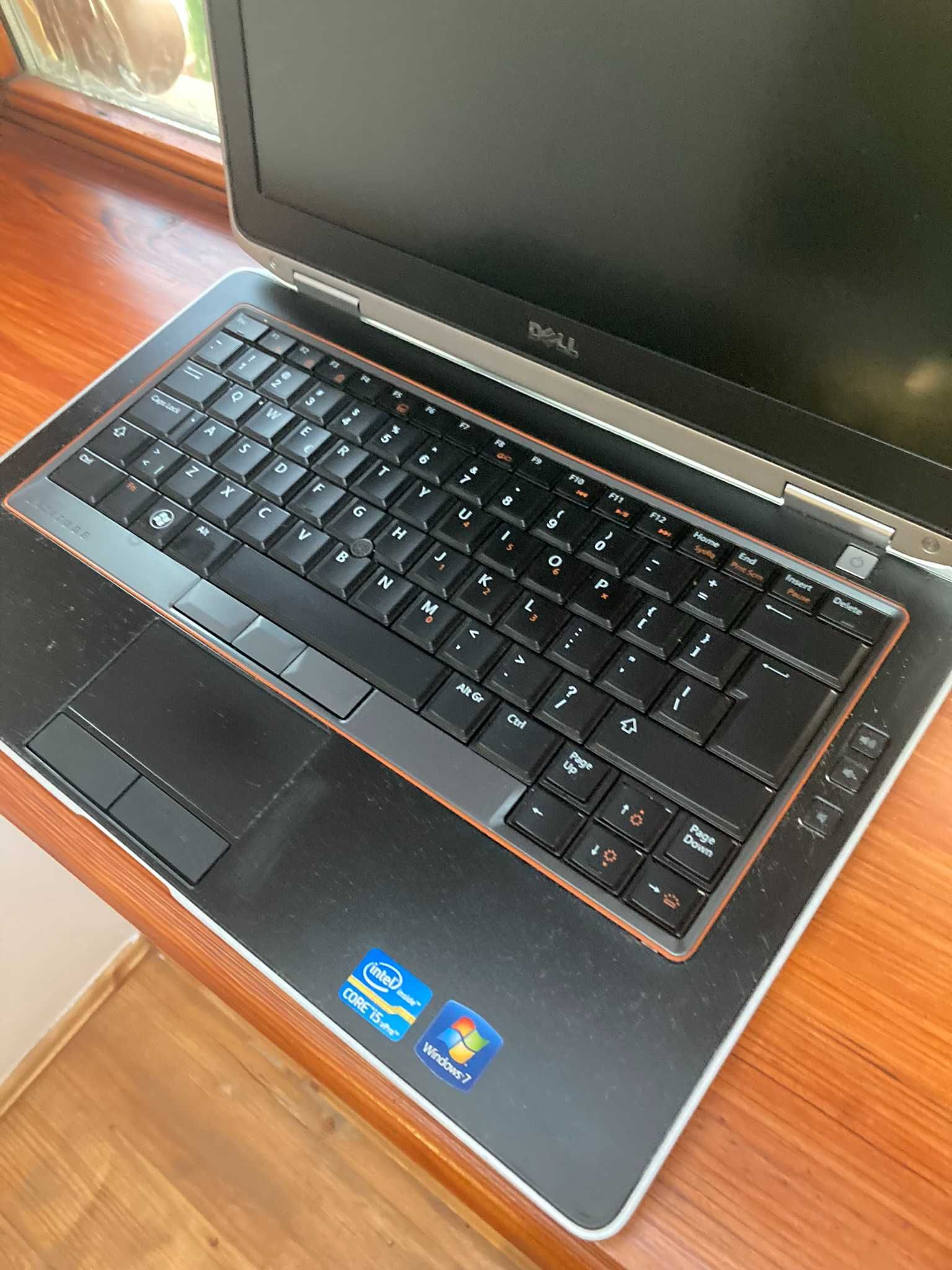 Dell LATITUDE, stan dobry