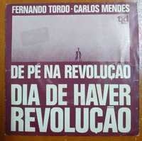 Vinil raro "De Pé na Revolução" e "Dia de Haver Revolução"